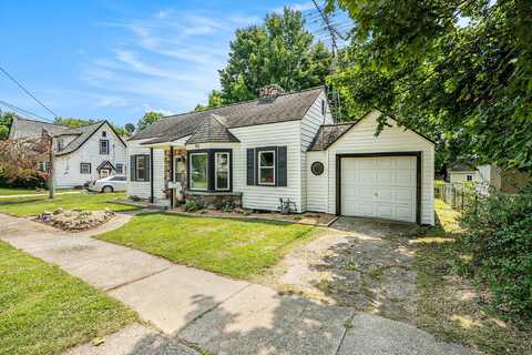 211 E Wheeler Street, Three Rivers, MI 49093