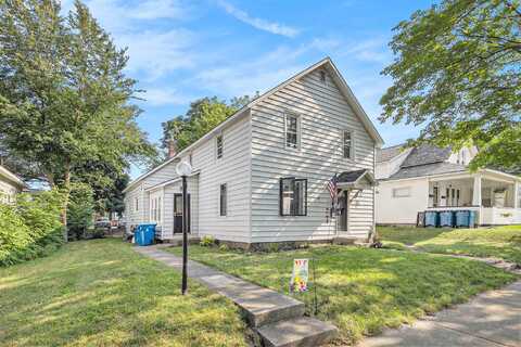 709 E Loomis Street, Ludington, MI 49431
