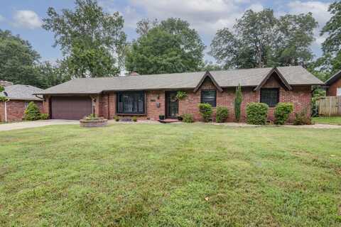 2036 E Greenwood Street, Springfield, MO 65804