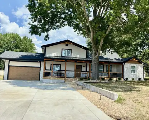 912 Parkview Drive, Hollister, MO 65672