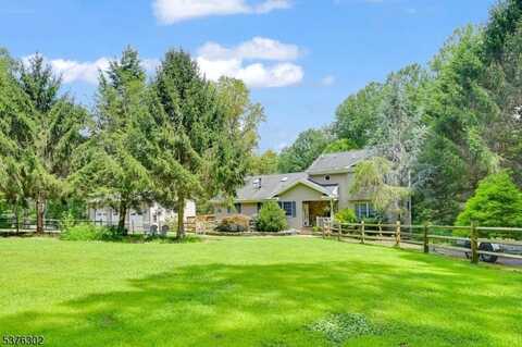 25 Mount Vernon Rd, Blairstown, NJ 07832
