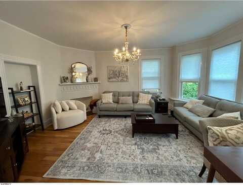 318 Claremont Ave, Montclair, NJ 07042