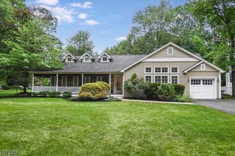 7 Chadwick Pl, Glen Rock, NJ 07452