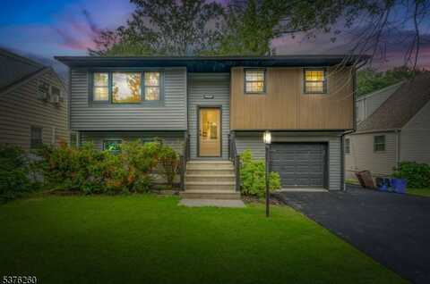 91 Amherst Ave, Woodbridge, NJ 07067