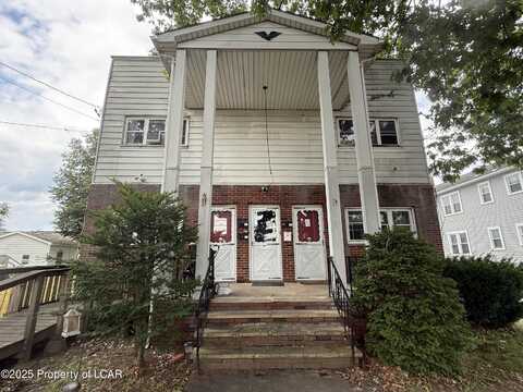 17 Catlin Avenue, Beach Haven, PA 18702
