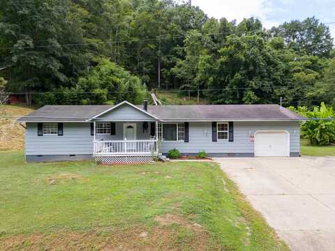 1287 Harvey Creek Road, Hamlin, WV 25523