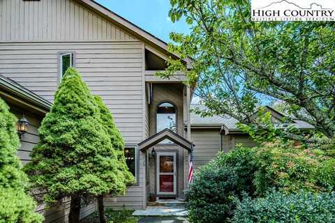125 Grassy Knoll Way, Blowing Rock, NC 28605