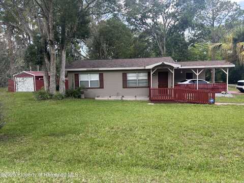 717 Whiteway Drive, Brooksville, FL 34601
