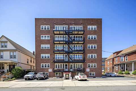 70 WEST 32ND ST, Bayonne, NJ 07002
