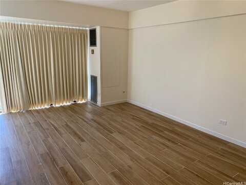 1750 Kalakaua Avenue, Honolulu, HI 96826