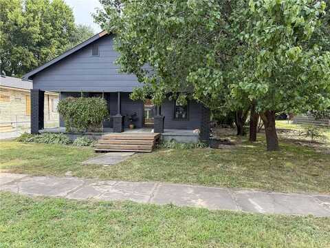 327 E 16th Street, Baxter Springs, KS 66713