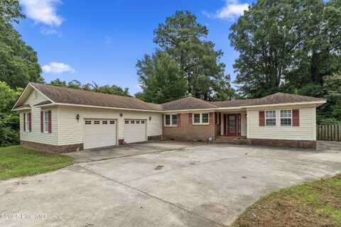 533 W College Street, Warsaw, NC 28398
