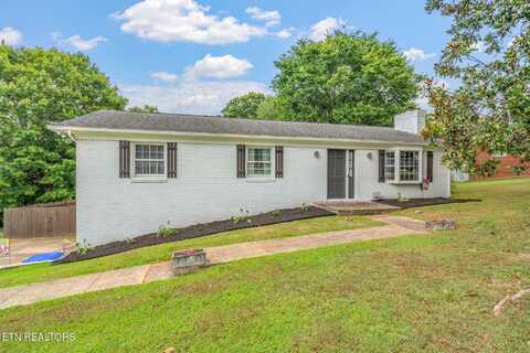 104 Westwood Drive, Clinton, TN 37716