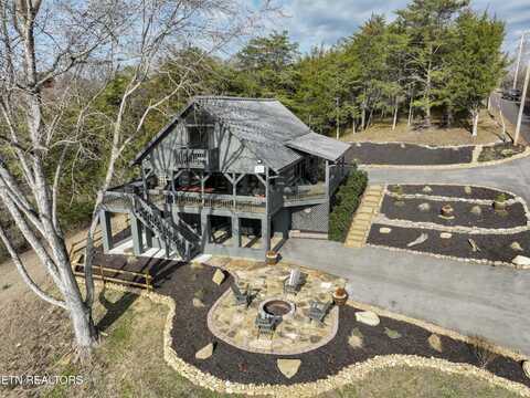 1019 Moonside Lane, Sevierville, TN 37876