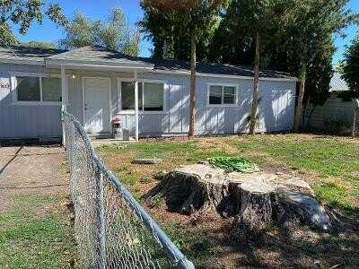 1827 Summers Lane, Klamath Falls, OR 97603