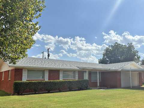 2005 70th Street, Lubbock, TX 79412