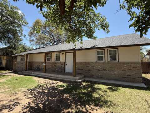 2203 49th Street, Lubbock, TX 79412