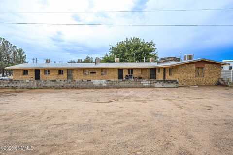 1235 E Hernandez Road, Las Cruces, NM 88001