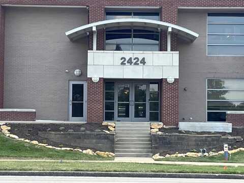2424 Sir Barton Way, Lexington, KY 40509