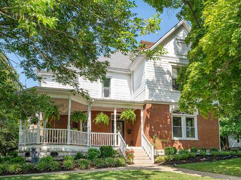 342 North Main Street, Harrodsburg, KY 40330