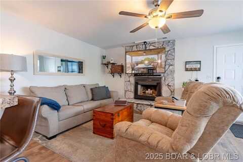 2500 Bay Point Lane, Osage Beach, MO 65065