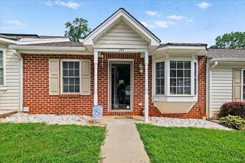141 Riviera Dr, Madison Heights, VA 24572
