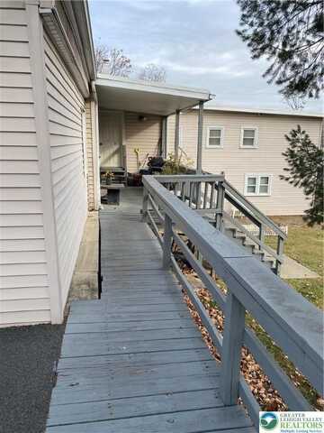 906 Line Street unit: Apt 2, Williamstown, PA 18042