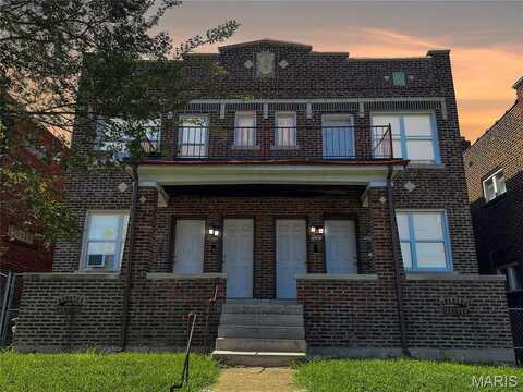 3934 Chippewa Street, Saint Louis, MO 63116