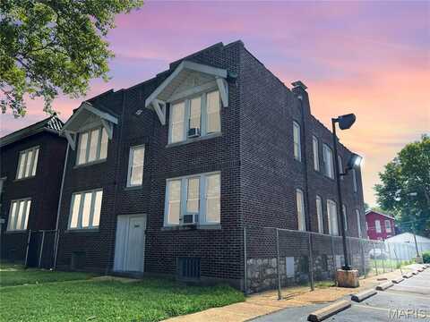 5528 S Grand Boulevard, Saint Louis, MO 63111