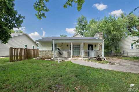 1970 Lincoln Drive, Manhattan, KS 66502