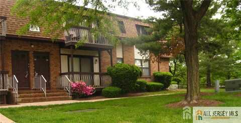 903 NO Oaks Boulevard N, North Brunswick, NJ 08902