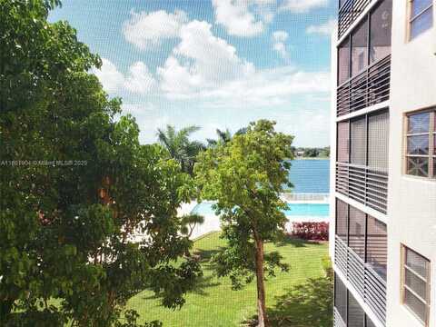 20840 San Simeon Way, Miami, FL 33179