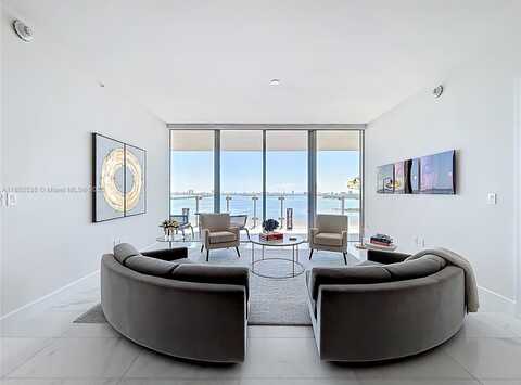 700 NE 26th Ter, Miami, FL 33137