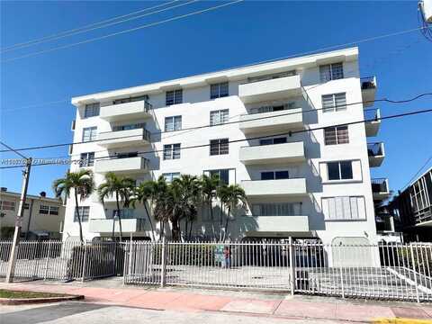 8024 Tatum Waterway Dr, Miami Beach, FL 33141