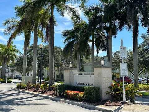 372 NE 26th Pl, Homestead, FL 33033