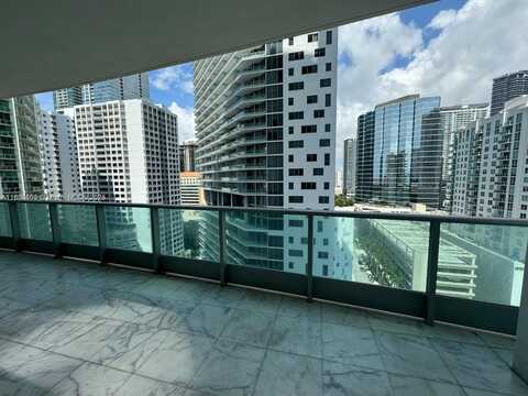 1331 Brickell Bay Dr, Miami, FL 33131