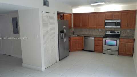 10142 SW 77th Ct, Miami, FL 33156