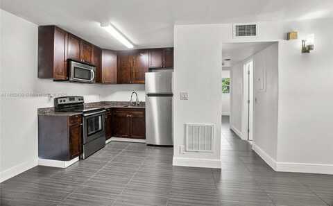 37 SW 14th St, Dania Beach, FL 33004