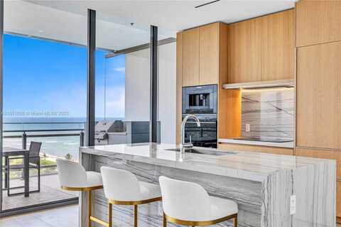 8701 Collins Ave, Miami Beach, FL 33154