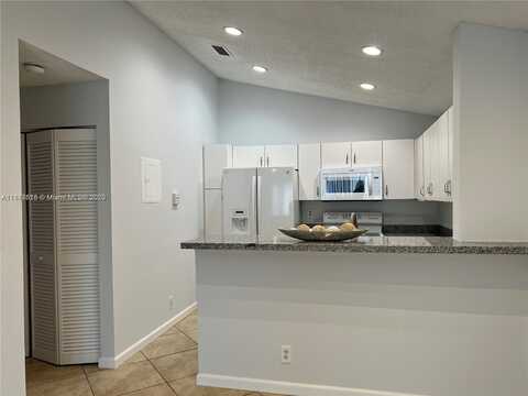 151 SW 95th Ter, Pembroke Pines, FL 33025