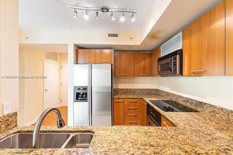 9055 SW 73rd Ct, Miami, FL 33156