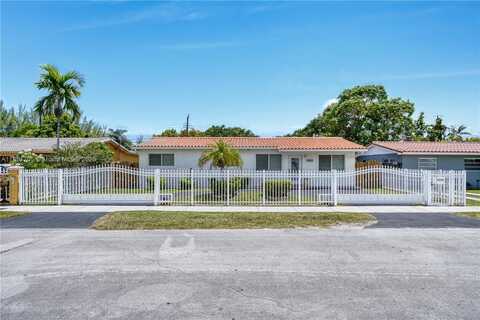 8230 SW 45th St, Miami, FL 33155