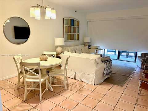 201 Crandon Blvd, Key Biscayne, FL 33149