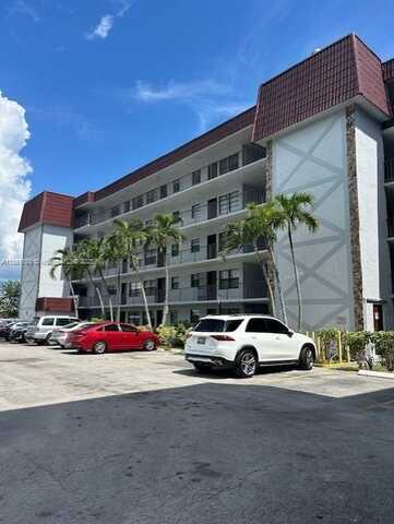 1325 W 68th St, Hialeah, FL 33014
