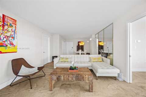 5555 Collins Ave, Miami Beach, FL 33140