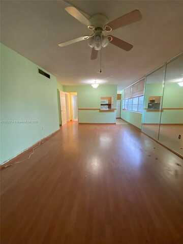 9420 Tangerine Pl, Davie, FL 33324