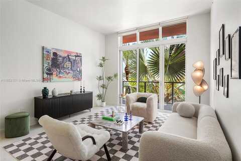 1155 Brickell Bay Dr, Miami, FL 33131