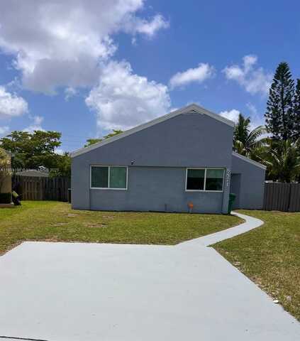 8871 SW 24th Pl, Miramar, FL 33025