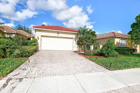 7017 Del Corso Ln, Delray Beach, FL 33446