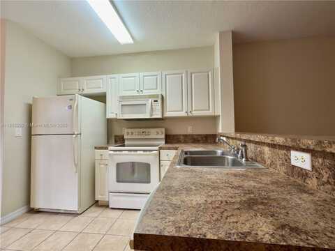 1904 Alamanda Way, Riviera Beach, FL 33404